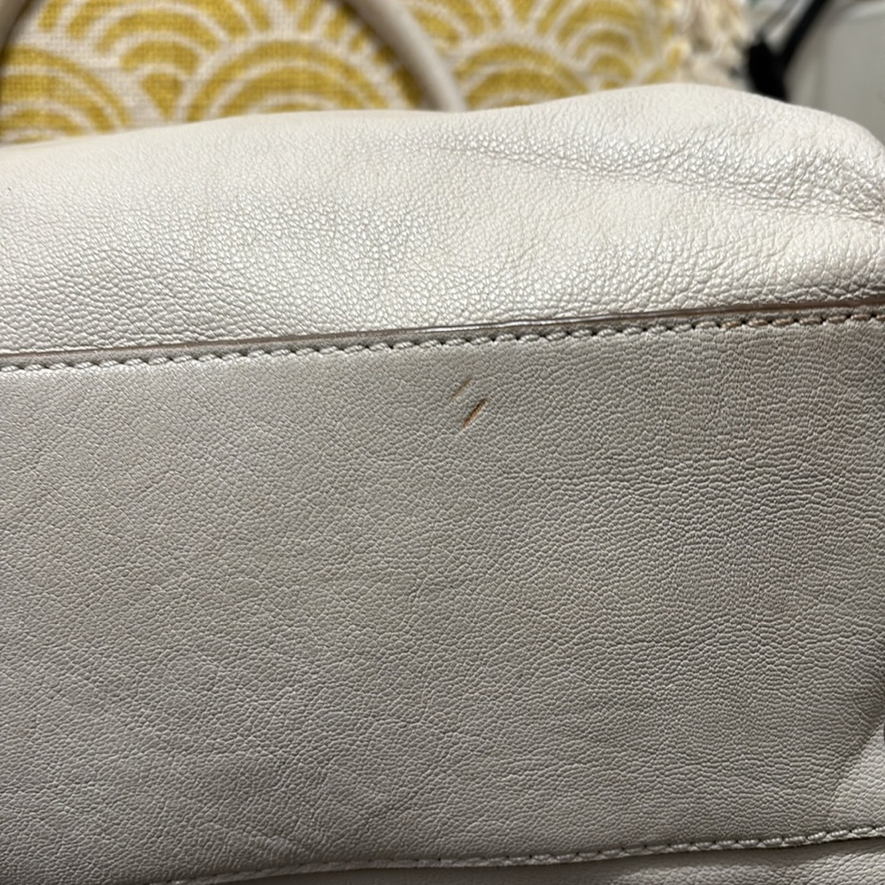 Michael Kors brand Saffiano Hamilton bag. Large - Picture 6 of 10